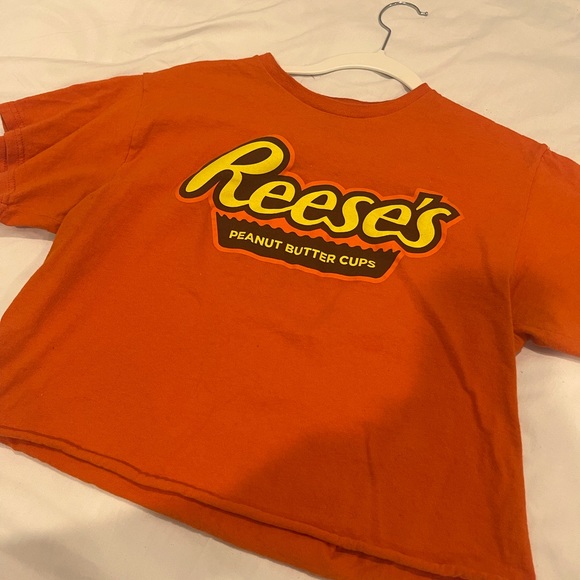 Reese’s Crop Top - Picture 1 of 2